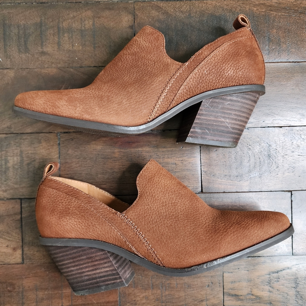 Lucky Brand Vennia Cognac Leather Suede Ankle Booties Size 8.5 Casual Cabincore